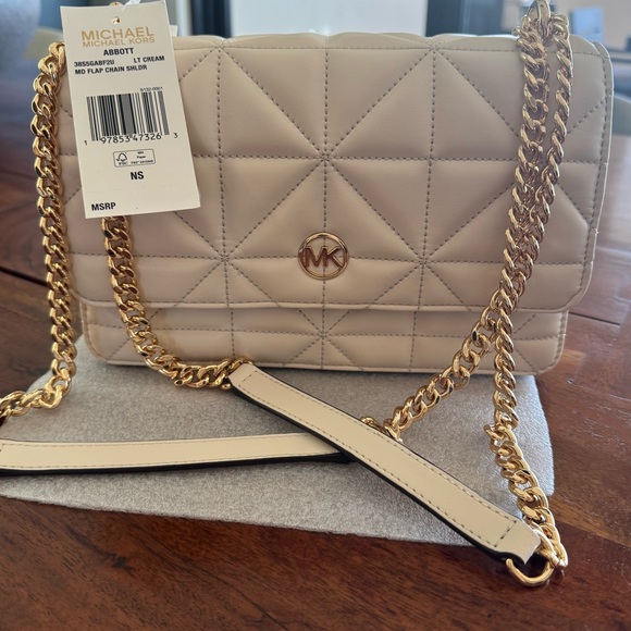 Michael Kors Handbags - NWT Michael Kors LT Cream Quilted Leather ABBOT MD Flap Chain Link Crossbody